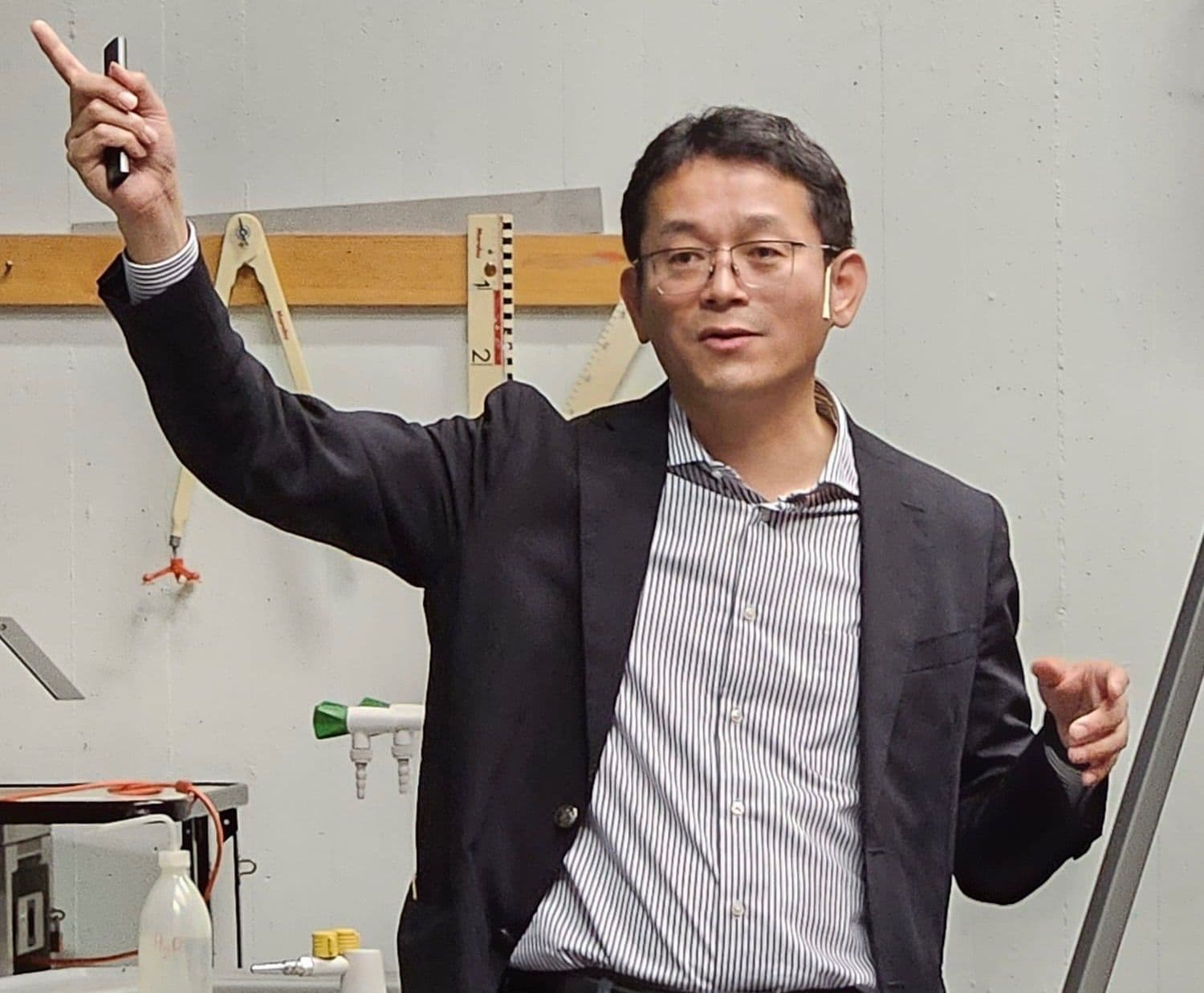 Tailored Emissive π-Systems for Advanced Fluorescence Imaging