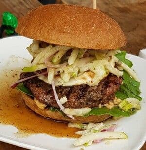 https://cdn.gdch.de/prod/csm_Factsheet8_Burger_bearbeitet_0a8672d1be_5a6a9cc136.jpg