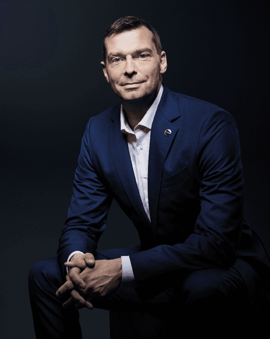 https://eu-central-1.graphassets.com/Aype6X9u2QGewIgZKbFflz/k8NYQ5tT96z2nYkLpjSL