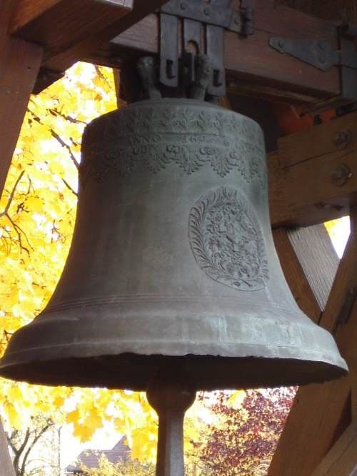 https://cdn.gdch.de/prod/Cu_Abb3_Poppenreuth_glocke_f3bb45f3dd.jpg