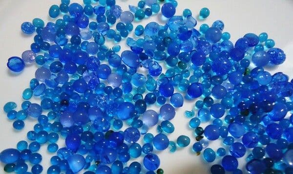 https://cdn.gdch.de/prod/csm_Blue_silica_gel_60b766dfed_7352ac99f1.jpg