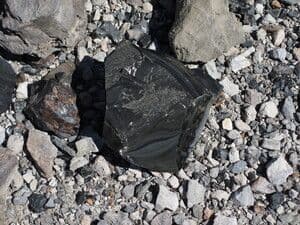 https://cdn.gdch.de/prod/csm_Glas_Abb1_Obsidian_9d95485e3a_06e03ac562.jpg