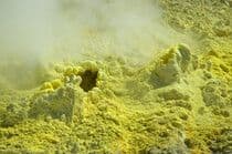https://cdn.gdch.de/prod/csm_Sulpherous_Fumeroles_Wikipedia_ee948dcac6_e764ca6479.jpg